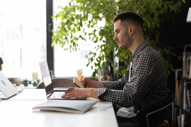 From Hobby to Income Stream: A Measured Guide to Building Side Earnings Without Risking What You Already Have